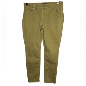 Talbots Slim Ankle pants.  Size: 6P